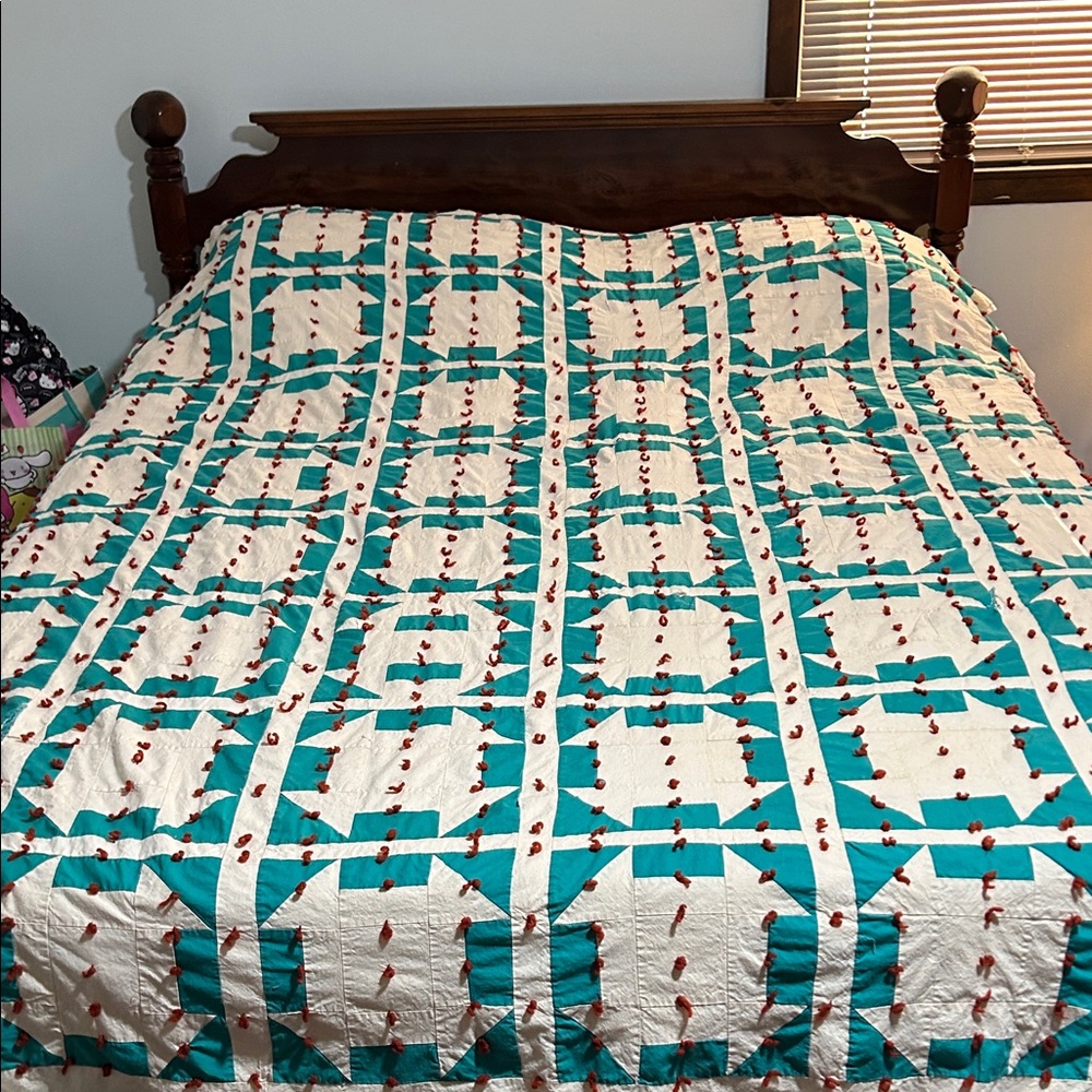 Turquoise and White Patchwork Quilt - Classic Home Bedding